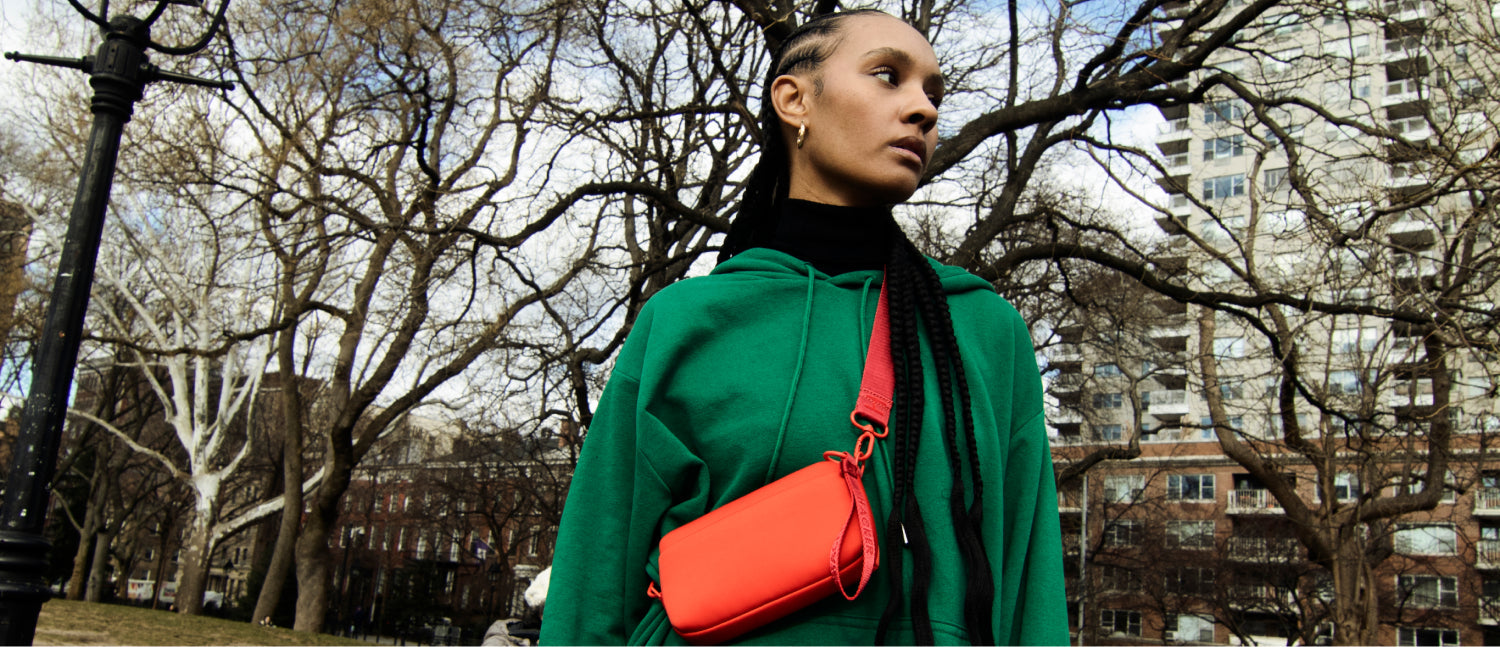 CROSSBODY