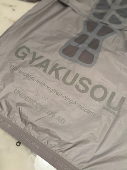 Gyakusou Silver Running Two-Piece Windbreaker