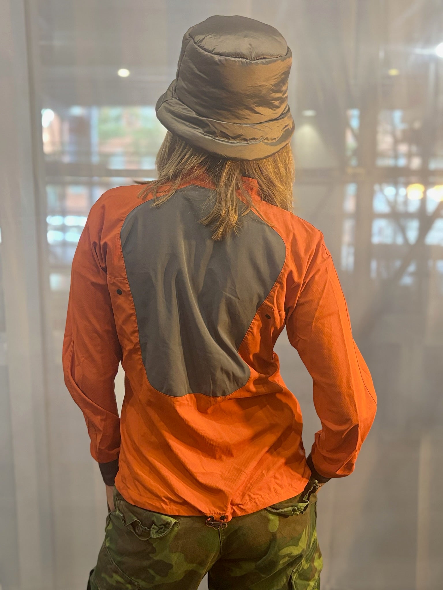 Gyakusou Orange Running Top – THACKER