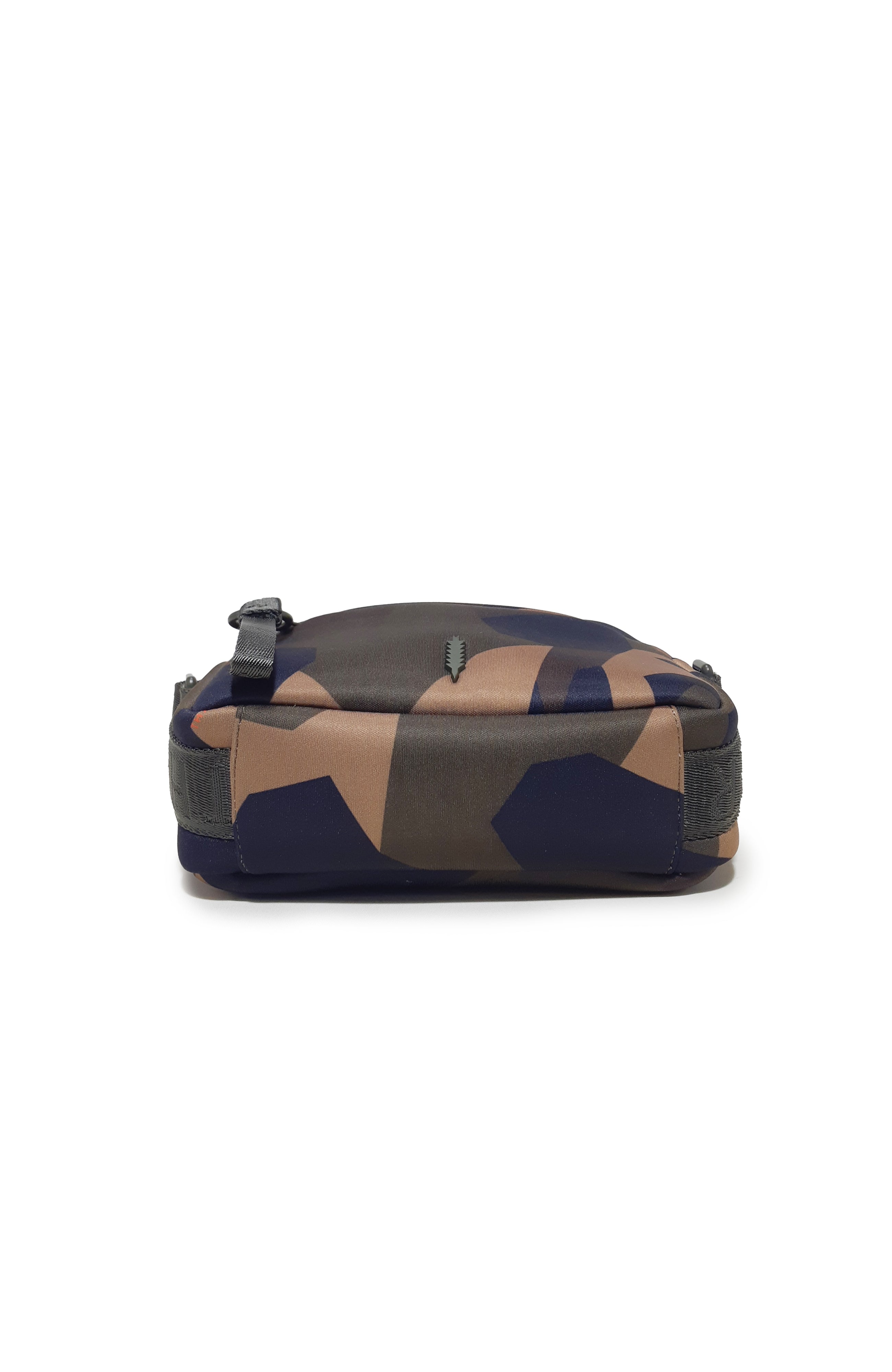 Cocoon Camera Bag | Geo Camo Neoprene