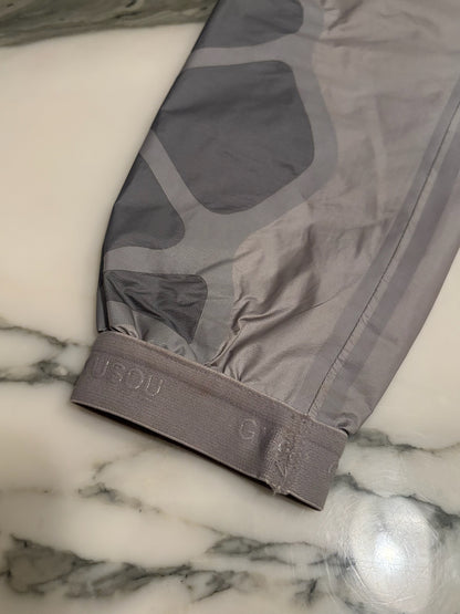 Gyakusou Silver Running Two-Piece Windbreaker