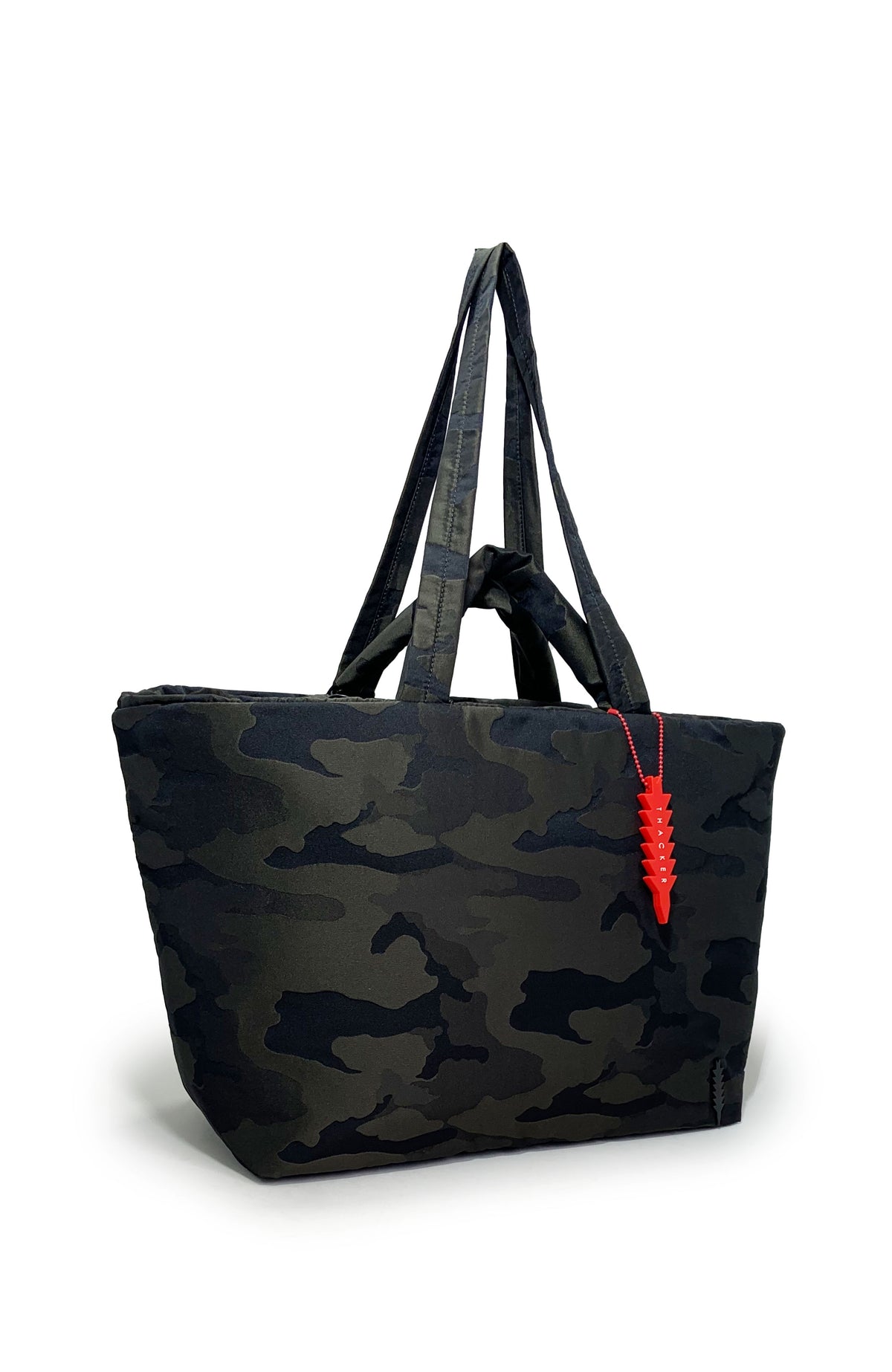 #color_black-camo